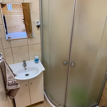 Letniskowe U Kasi Lodge *